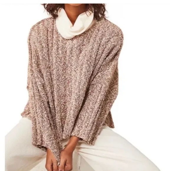 Free People - Picture 1 of 3